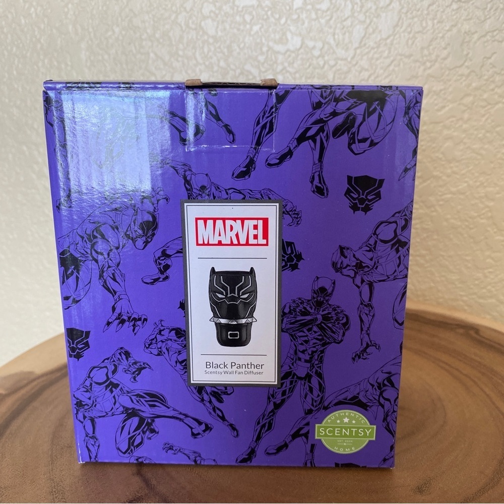 Marvel Comics Disney Black Panther Scentsy Pod Wall Fan NIB‎